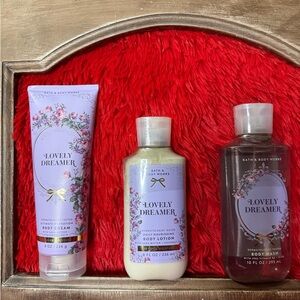 Bath & Body Works Lovely Dreamer Body Wash Set - Purple and White